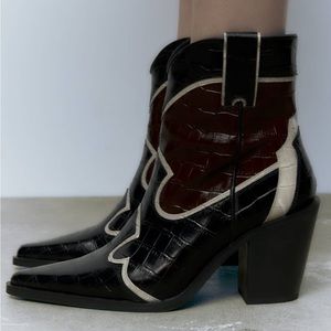 Zara Leather Heeled Cowboy Ankle Boots